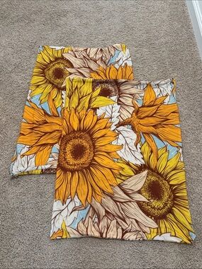 Sunflower Pillowcase Set